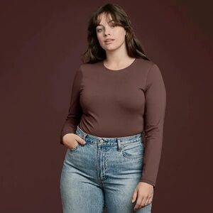 NUUDS Classic crew neck‎ long sleeve
Body suit brown size XXL